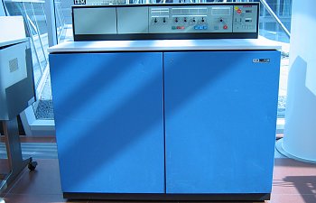 003 IBM_system_360.jpg