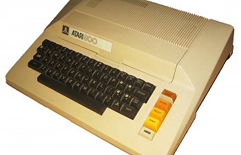 020 Atari_800_2008.jpg